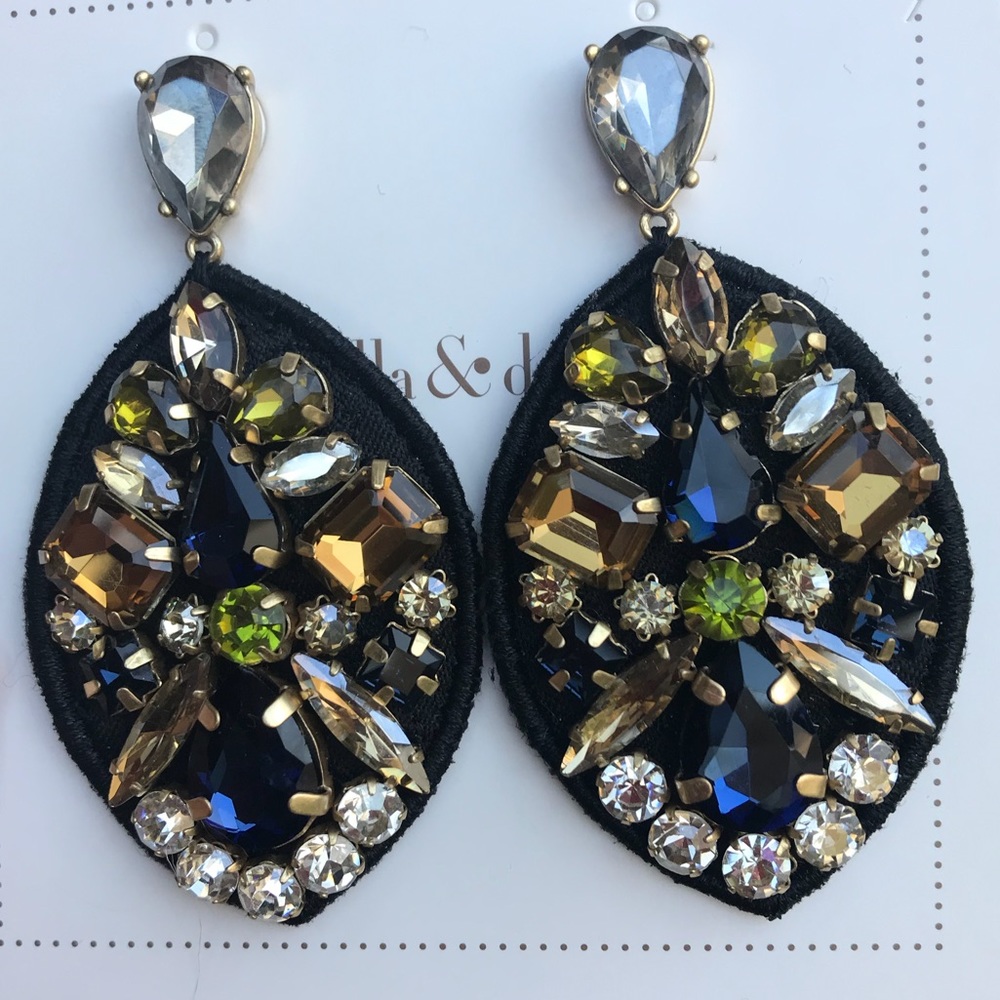Brand new day/night Stella & Dot chandeliers!